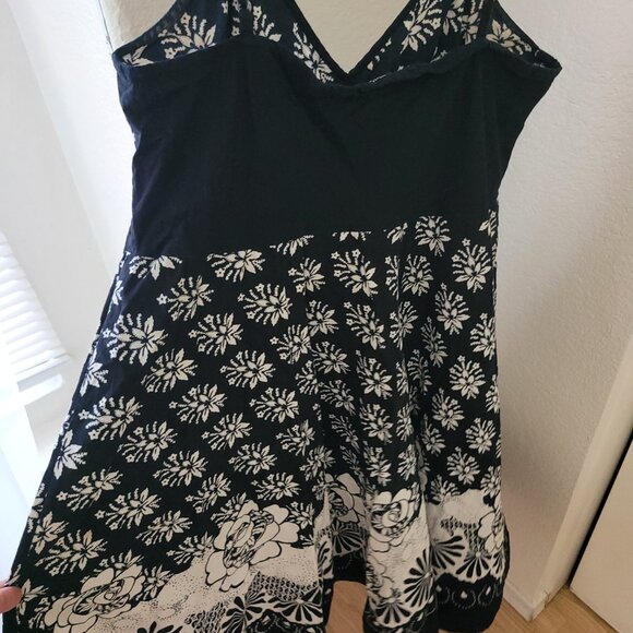 Plus size 1x.  Will sell fast!! - Picture 6 of 6